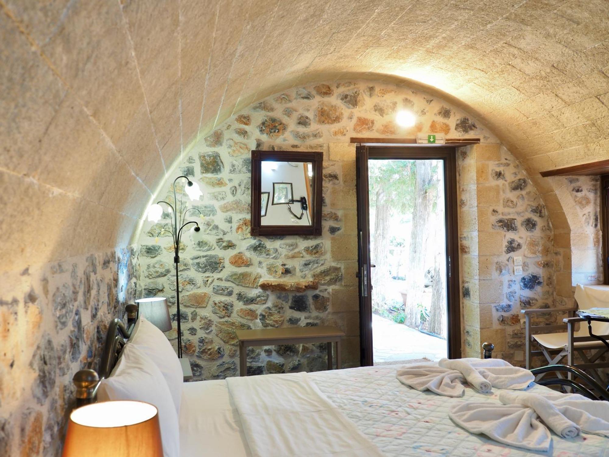 Iliopetro Apartment Monemvasia Luaran gambar